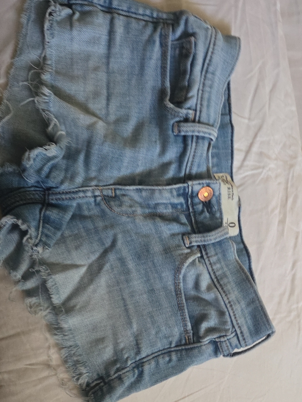 Subcategory selection for women's jeans